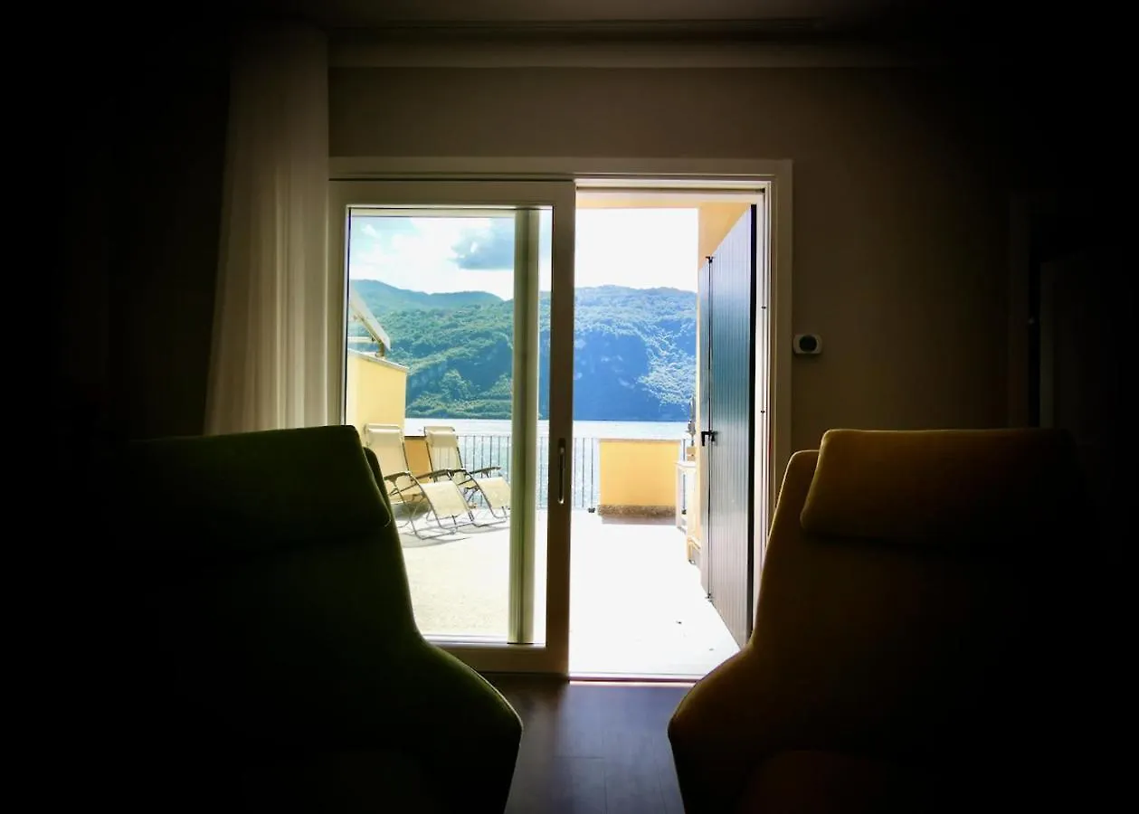 Appartement Grumo Beach By Design Studio Lierna